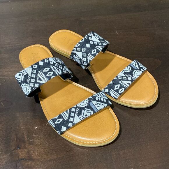 Sugar Boho Double Strap Flat Sandals Size 9 - Picture 1 of 8
